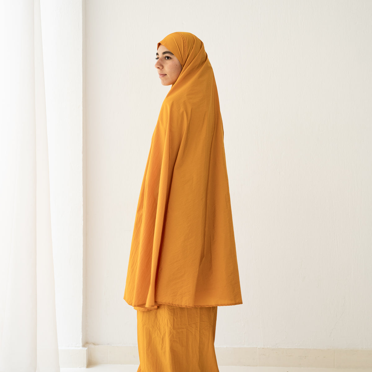 SAFFRON POCKET PRAYER SET.